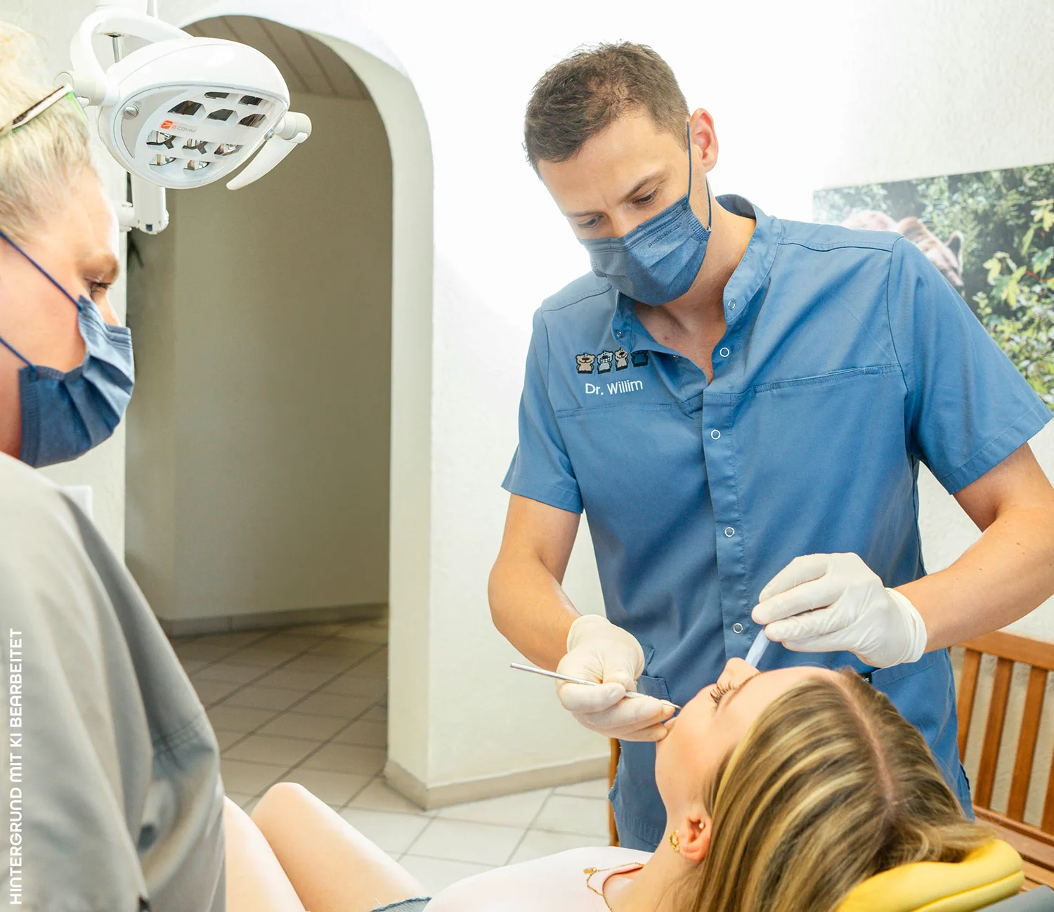 Behandlung einer jugendlichen Patientin mit einer unsichtbaren Zahnspange (Invisalign) in der Region Ludwigsburg